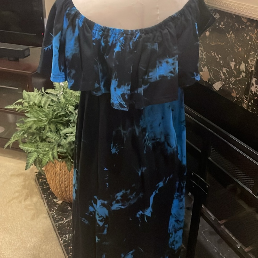 Aliling dress - Picture 6 of 9